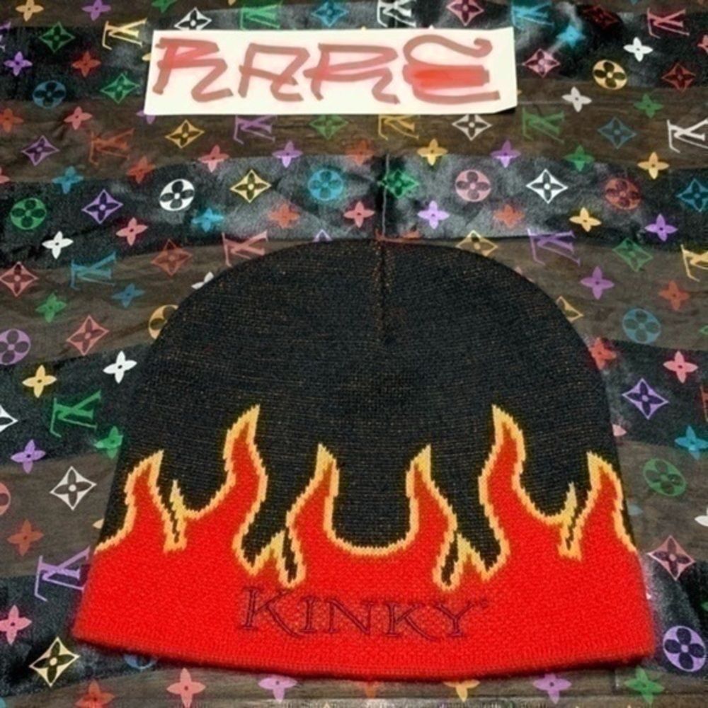 KINKY FLAMES BEANIE TURBO ACRYLIC RARE 90s vintage KINKY EMBROIDERY SPELL OUT